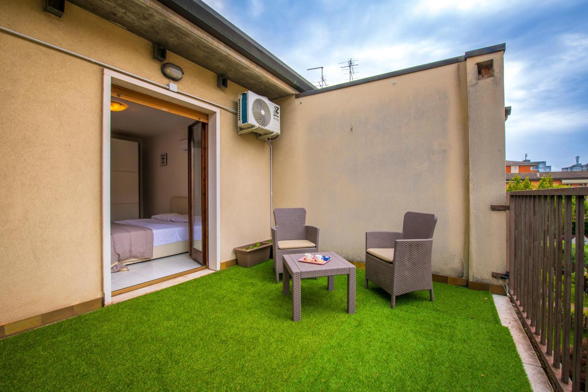 Gardenhouse - Wifi And Garden Hotel Verona Eksteriør billede